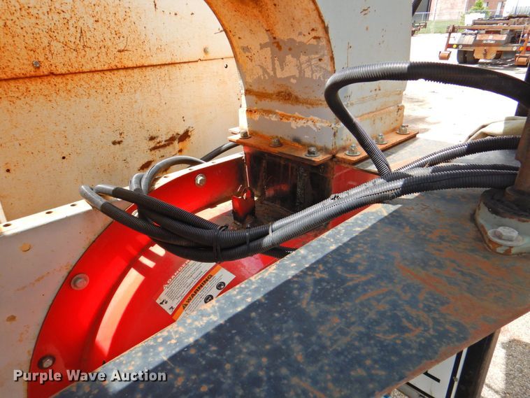 image for item DP4391 2004 GMC T7500  hook lift truck