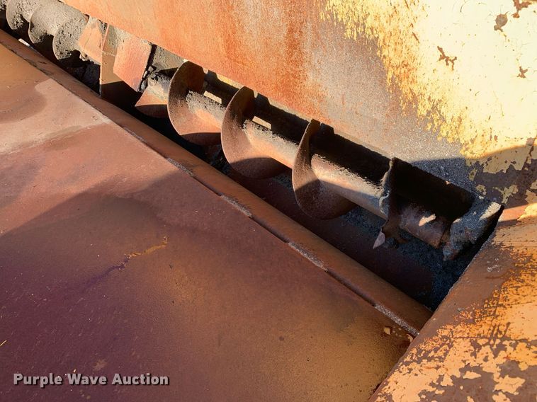 image for item DP8673 1975 Puckett T450  paver