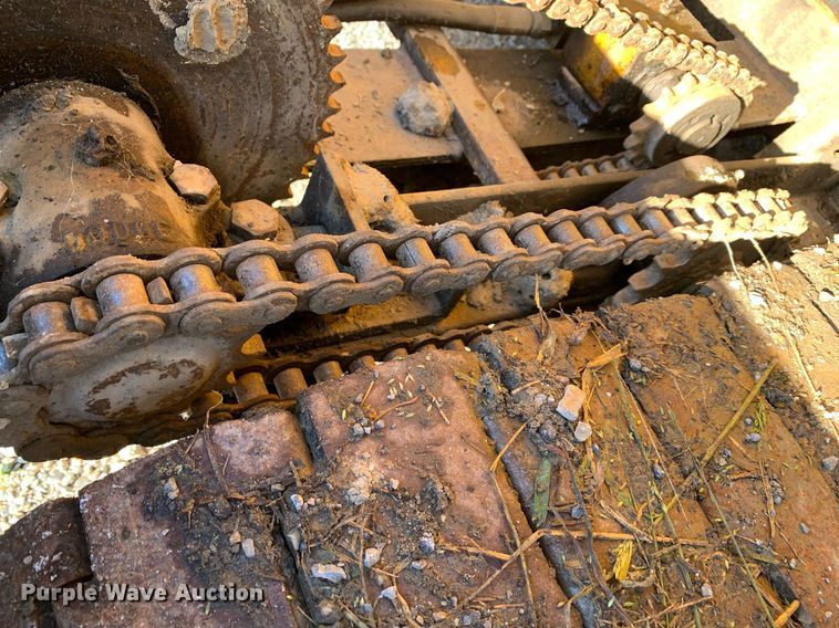 image for item DP8673 1975 Puckett T450  paver