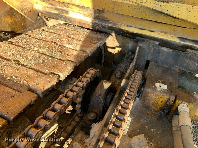 image for item DP8673 1975 Puckett T450  paver