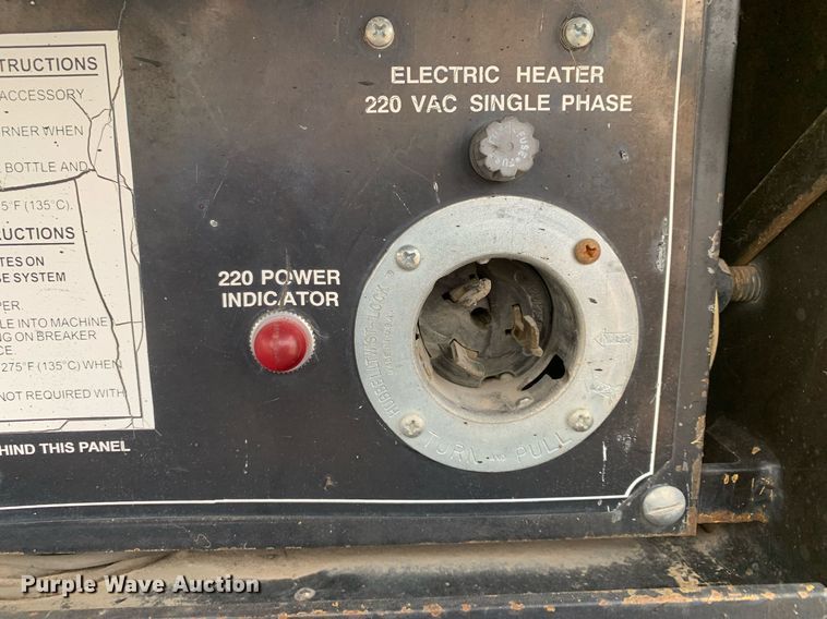 image for item DP8753 2002 GMC C7500  pothole patcher truck