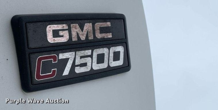 image for item DP8753 2002 GMC C7500  pothole patcher truck