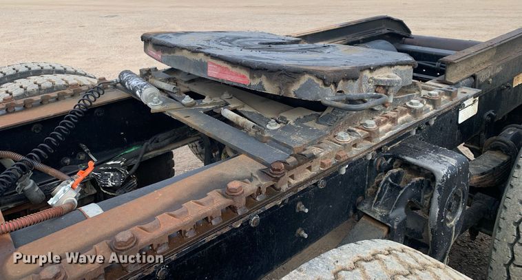 image for item DP8755 1996 Freightliner FLD  winch truck