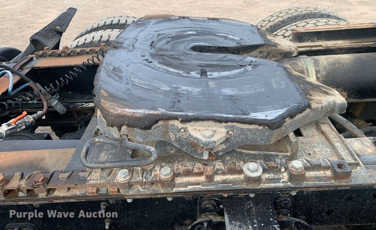 image for item DP8755 1996 Freightliner FLD  winch truck