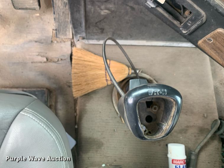 image for item DP8755 1996 Freightliner FLD  winch truck