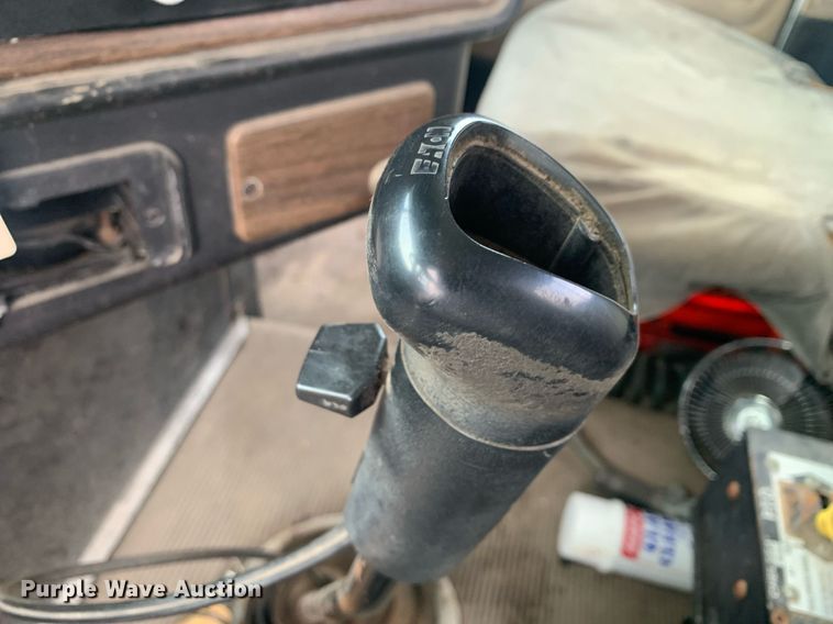 image for item DP8755 1996 Freightliner FLD  winch truck