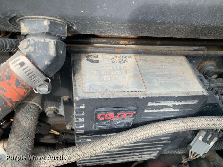 image for item DP8755 1996 Freightliner FLD  winch truck