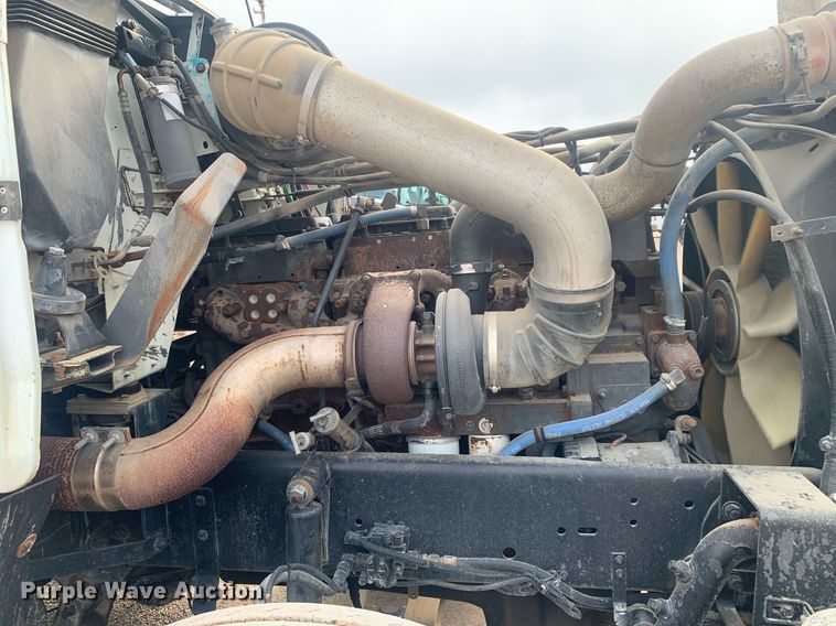 image for item DP8755 1996 Freightliner FLD  winch truck