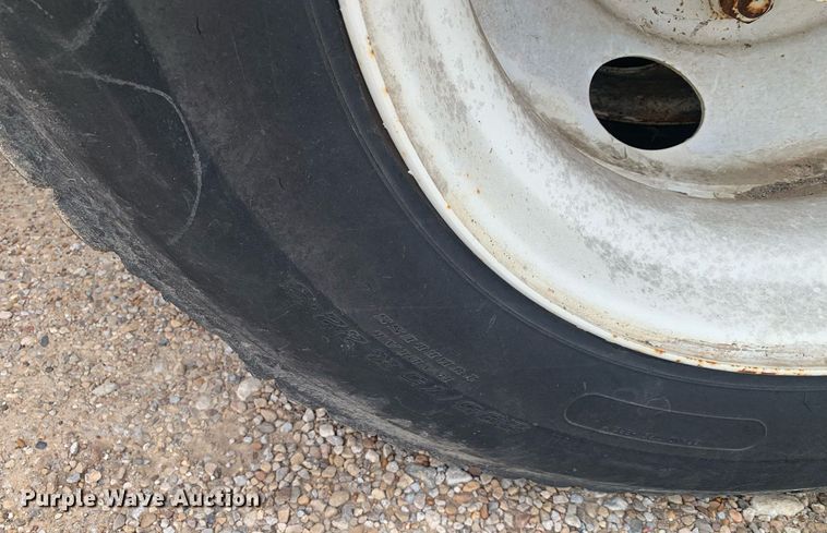 image for item DP8755 1996 Freightliner FLD  winch truck