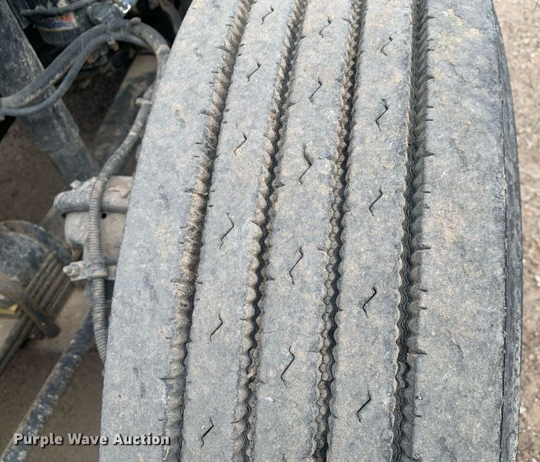 image for item DP8755 1996 Freightliner FLD  winch truck