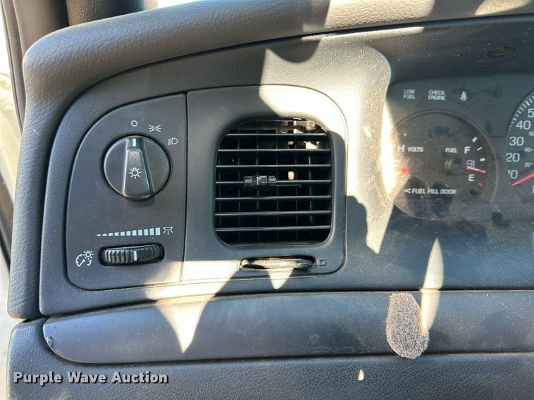 image for item DQ1498 2005 Ford Crown Victoria Police Interceptor