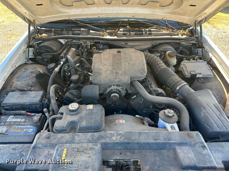 image for item DQ1498 2005 Ford Crown Victoria Police Interceptor