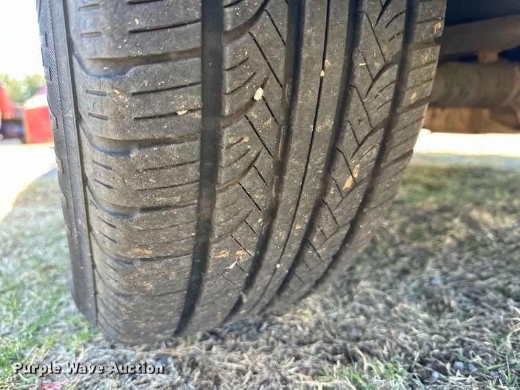 image for item DQ1498 2005 Ford Crown Victoria Police Interceptor