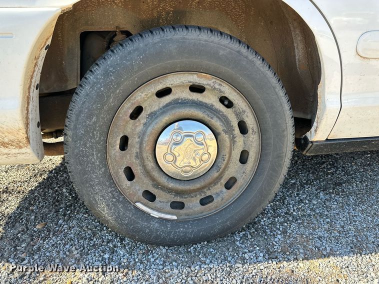 image for item DQ1498 2005 Ford Crown Victoria Police Interceptor