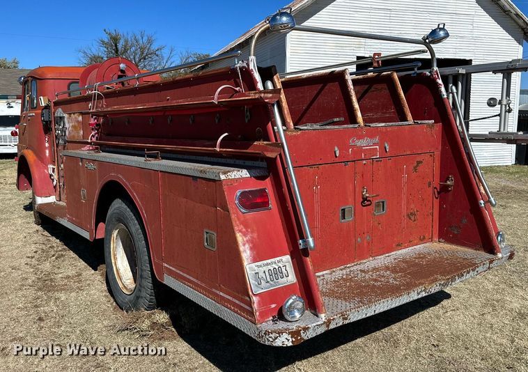 image for item DQ1505 1964 International 190  fire truck
