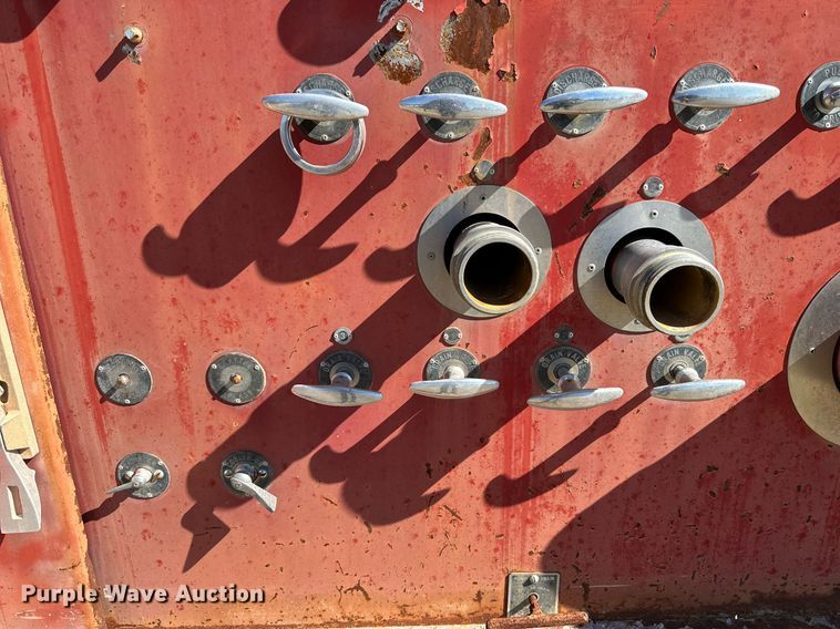 image for item DQ1505 1964 International 190  fire truck