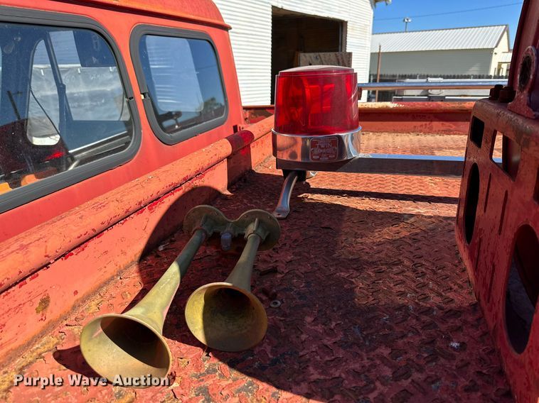 image for item DQ1505 1964 International 190  fire truck