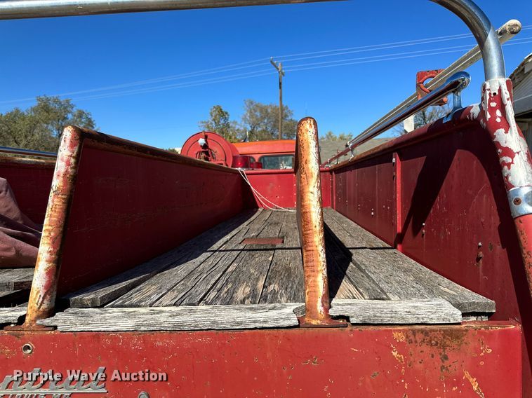 image for item DQ1505 1964 International 190  fire truck