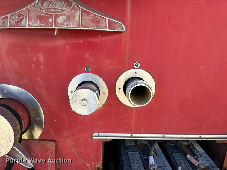 image for item DQ1505 1964 International 190  fire truck