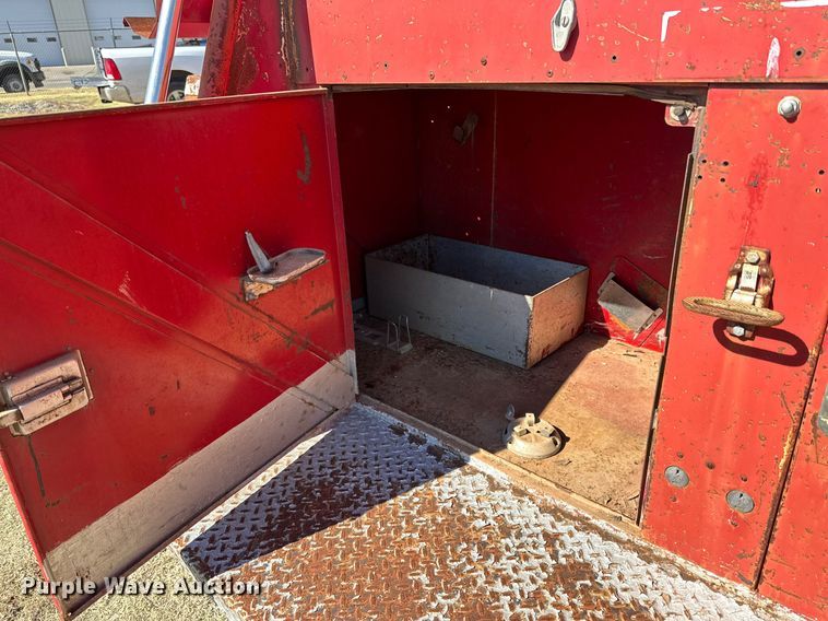 image for item DQ1505 1964 International 190  fire truck