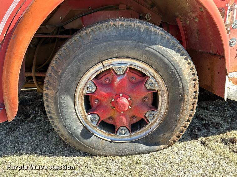 image for item DQ1505 1964 International 190  fire truck