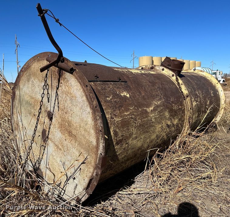 image for item DQ1529 Steel tank