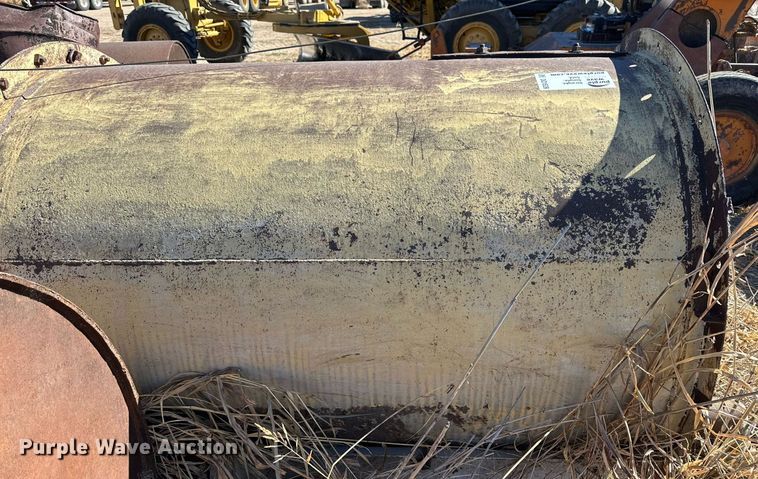 image for item DQ1529 Steel tank