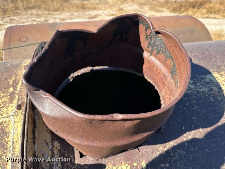 image for item DQ1529 Steel tank