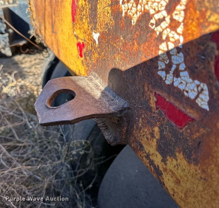 image for item DQ1531 W.E. Grace   pull type pneumatic roller