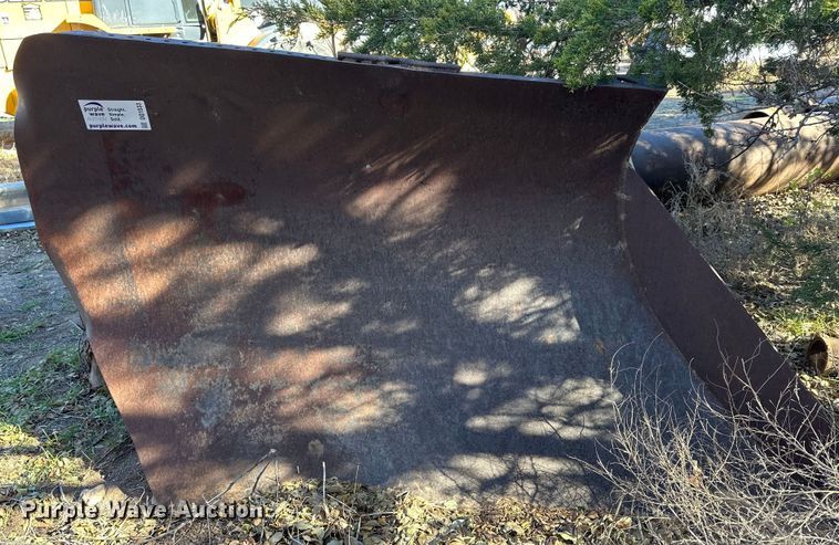 image for item DQ1533 10' Wentz B1940 snow plow blade