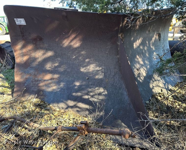 image for item DQ1533 10' Wentz B1940 snow plow blade