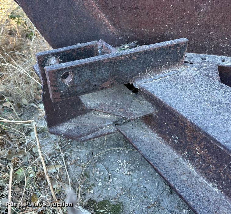 image for item DQ1533 10' Wentz B1940 snow plow blade