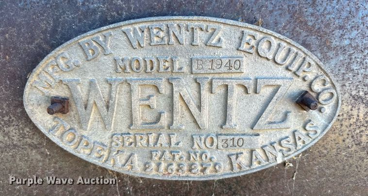 image for item DQ1533 10' Wentz B1940 snow plow blade