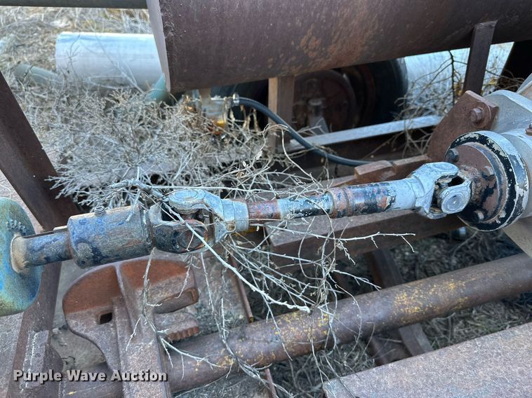 image for item DQ1536 (2) Berkeley B3ZRM CW pumps