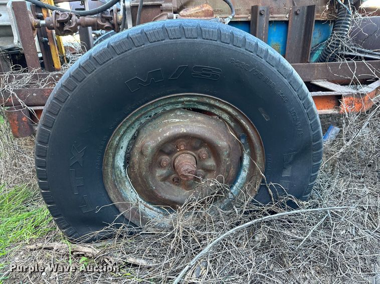 image for item DQ1536 (2) Berkeley B3ZRM CW pumps