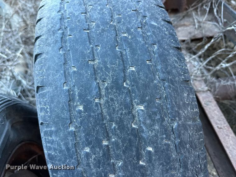 image for item DQ1536 (2) Berkeley B3ZRM CW pumps