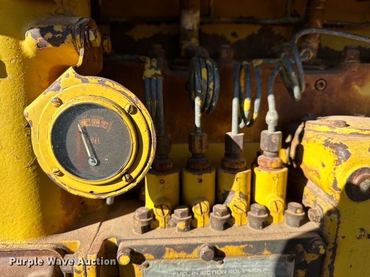 image for item DQ1540 Caterpillar  motor grader