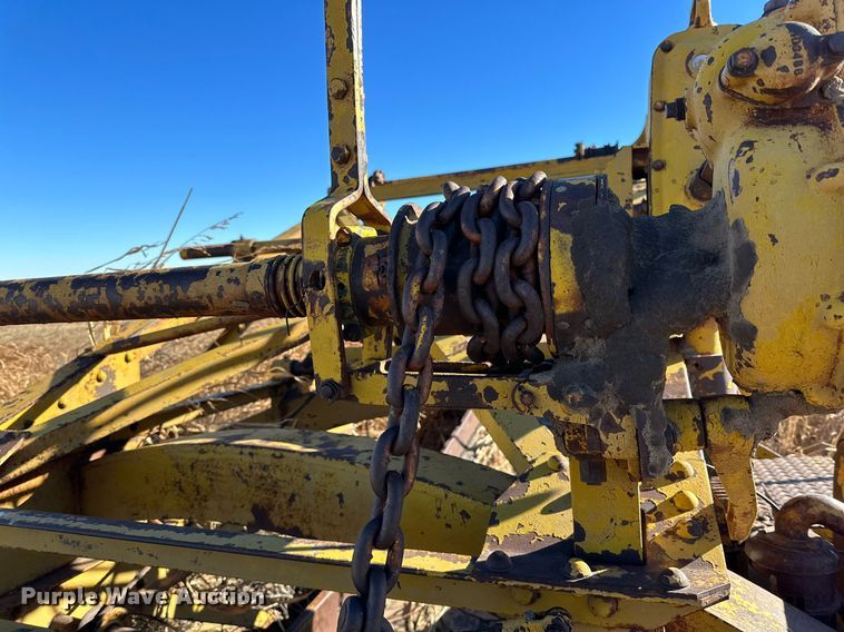 image for item DQ1540 Caterpillar  motor grader