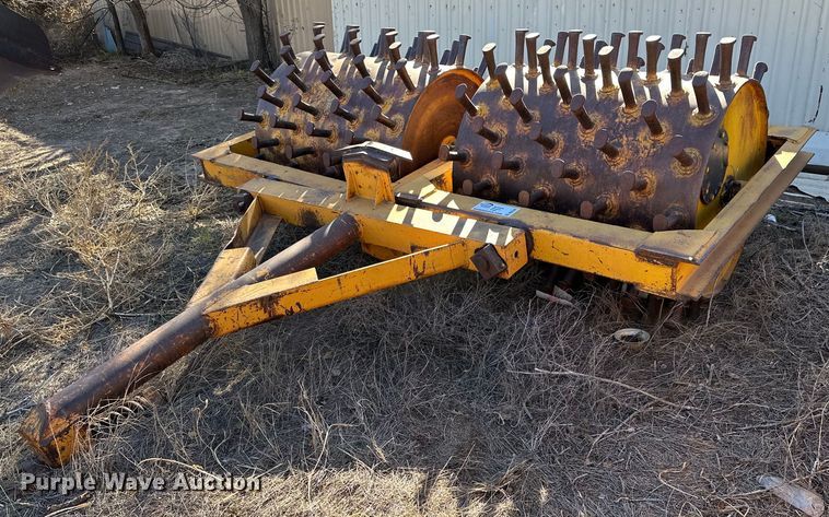 image for item DQ1541 Double drum sheeps foot compactor