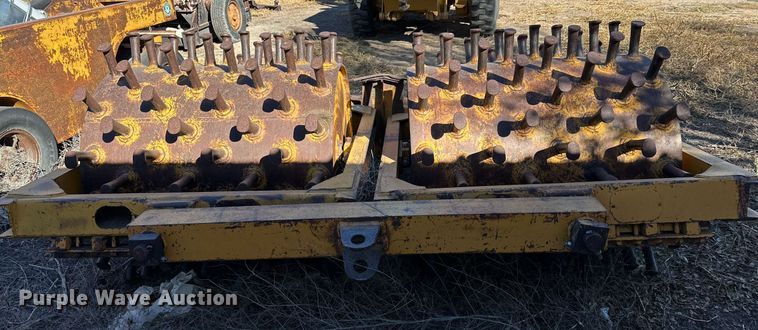 image for item DQ1541 Double drum sheeps foot compactor