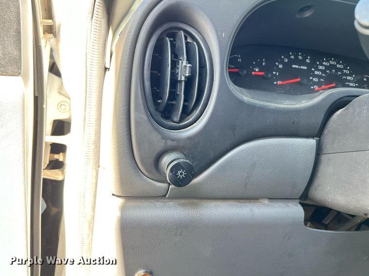 image for item DQ2306 2008 Ford E450  shuttle bus