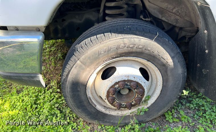 image for item DQ2306 2008 Ford E450  shuttle bus