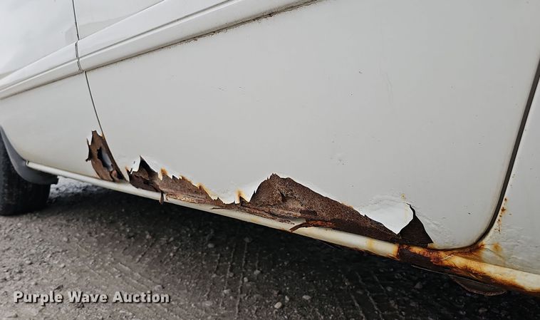 image for item DQ8491 2006 Chrysler Town & Country  van