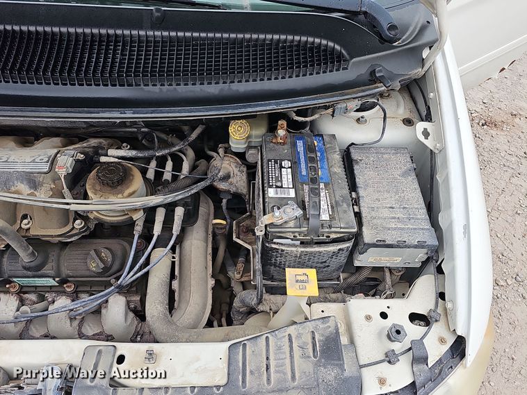 image for item DQ8491 2006 Chrysler Town & Country  van