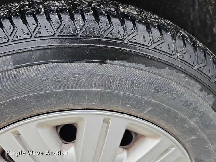 image for item DQ8491 2006 Chrysler Town & Country  van