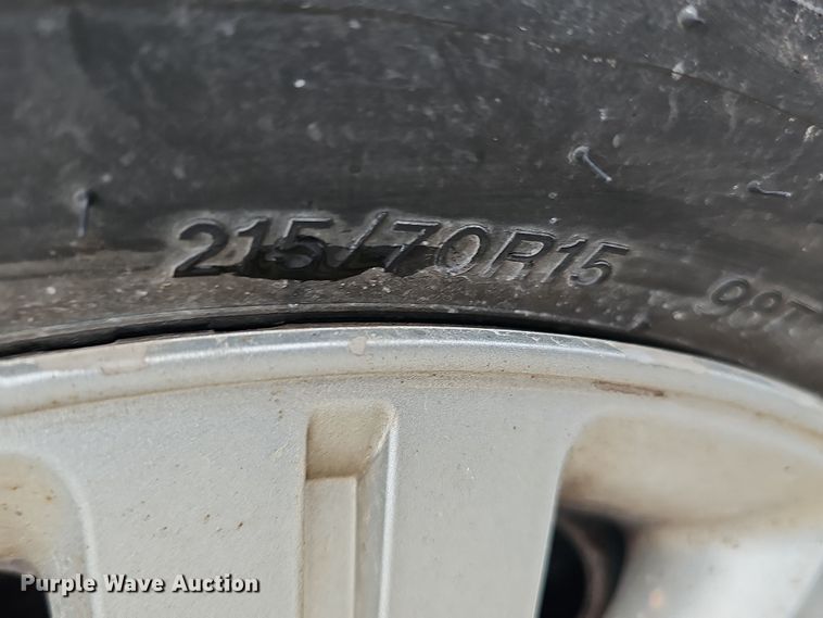 image for item DQ8491 2006 Chrysler Town & Country  van