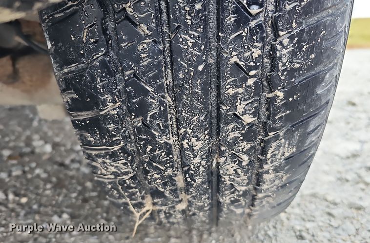 image for item DQ8491 2006 Chrysler Town & Country  van