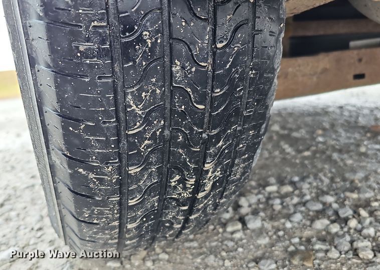 image for item DQ8491 2006 Chrysler Town & Country  van