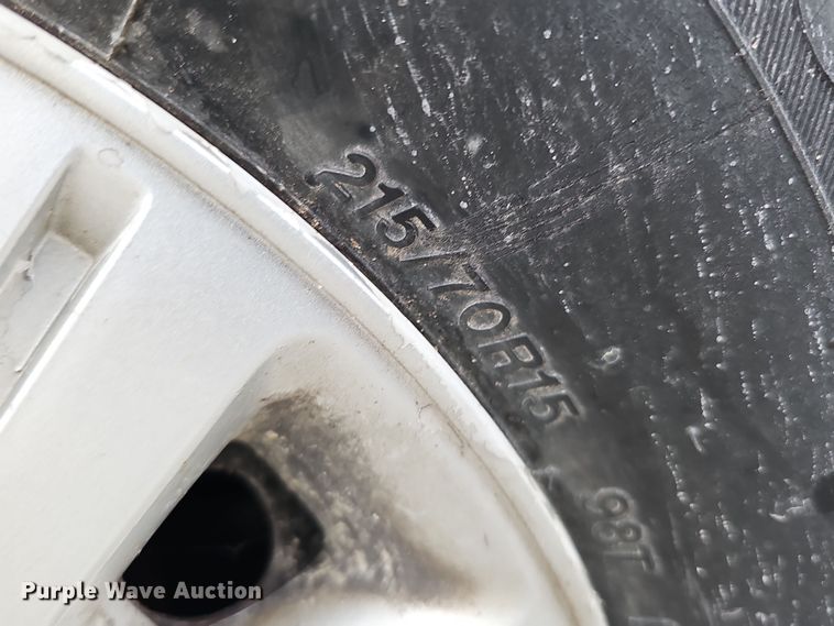 image for item DQ8491 2006 Chrysler Town & Country  van