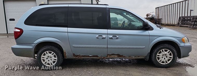image for item DQ8492 2005 Dodge Grand Caravan  van